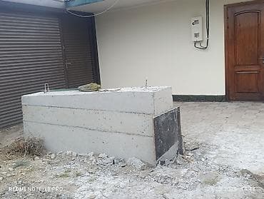 блок контейнер: Железобетонные блоки/монолиты Описание: - Габариты: длина около 2,4м — 2