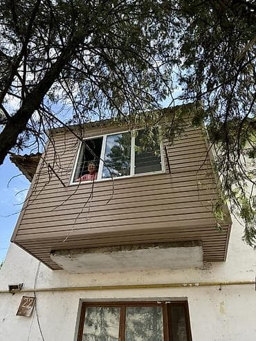 закрытие балкона: Обшивка и остекление балкона под ключ - Наружная отделка сайдингом — 2