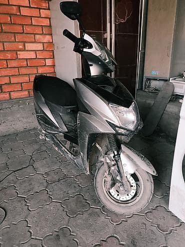 Электроскутер городского типа - Электропривод, бесшумное движение