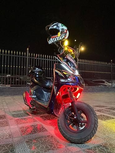 Тип скутера Suzuki, 150 куб. см, Бензин, Б/у