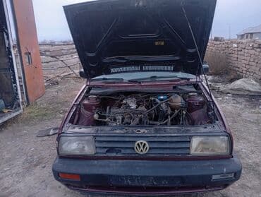 дом на обмен: Volkswagen Jetta: 1991 г., Механика, Седан — 10