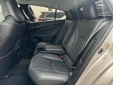 crown 2018: Toyota Prius: 2018 г., 0.1 л, Автомат, Гибрид — 4
