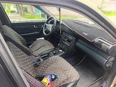 бак ауди с4: Audi 100: 1995 г., 2.6 л, Кол менен иштөөчү, Бензин, Седан — 2