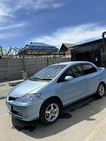 экономичный авто: Honda Fit: 2003 г., 1.5 л, Вариатор, Бензин — 2