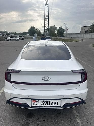 mercedes 18: Hyundai Sonata: 2022 г., 2 л, Автомат, Газ, Седан — 4