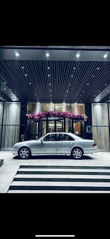 m класс: Mercedes-Benz E-Class: 2001 г., 2.4 л, Механика, Бензин, Седан — 2