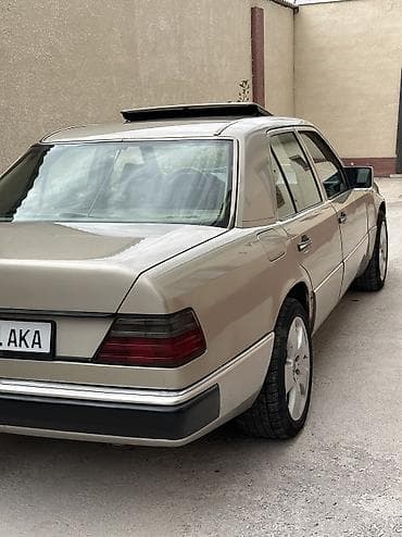 bazar kg: Mercedes-Benz W124: 1992 г., Автомат, Бензин — 1