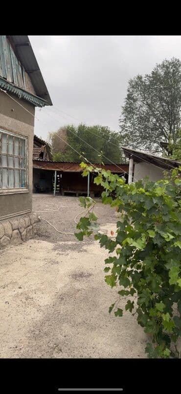 дом кашка суу: Дом, 79 м², 5 комнат, Собственник, Старый ремонт — 1