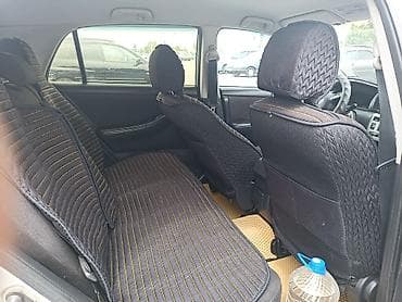 Toyota Corolla: 2004 г., 1.6 л, Автомат, Хэтчбэк