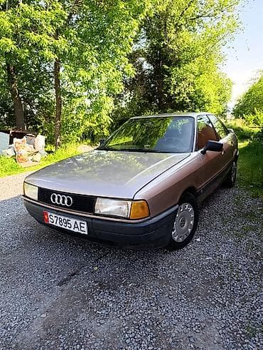 8: Audi 80: 1988 г., 1.8 л, Механика, Бензин, Седан — 3