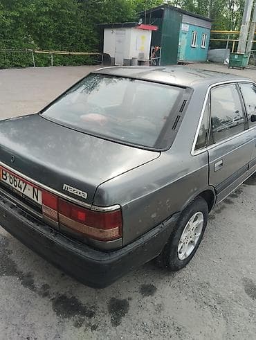 mark 1: Mazda 626: 1987 г., Бензин — 4