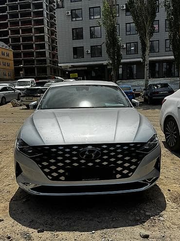 genesis 70: Hyundai Grandeur: 2022 г., 3 л, Автомат, Газ, Седан — 3