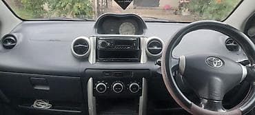 баа: Toyota Ist: 2003 г., 1.5 л, Автомат, Бензин, Хетчбек — 7