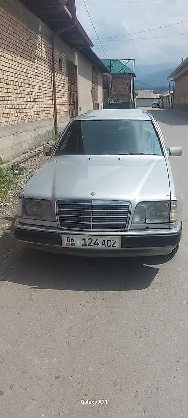 Транспорт: Mercedes-Benz W124: 1994 г., 2 л, Механика, Бензин, Седан — 1