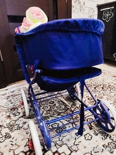 игрушечный машына: Продаётся игрушечная коляска три в одном Ссср в идеальном состоянии — 9