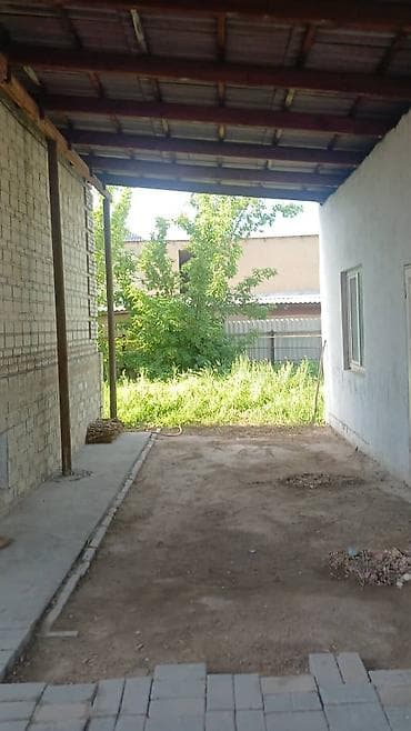 с гаража: Срочно продается трехуровневый дом в районе авторынка Кудайберген — 4
