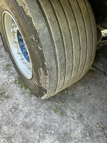 ковша кун: Прицеп, Krone, Шторный, Б/у — 1