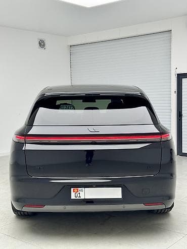 Lixiang: Lixiang L7: 2023 г., 1.5 л, Автомат, Электромобиль, Кроссовер — 9