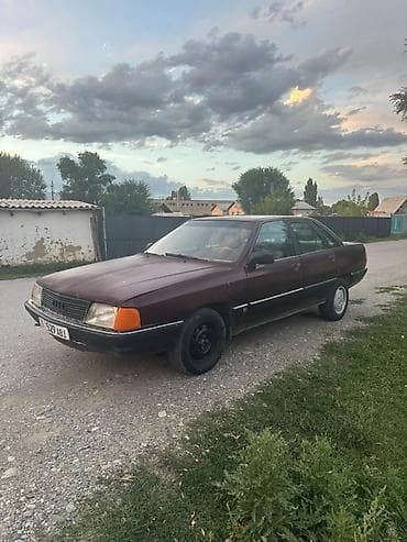 Audi 100: 1990 г., 2.3 л, Механика, Бензин, Седан