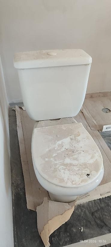 Унитаз Напольный, Б/у, Материал: Фарфор — 2