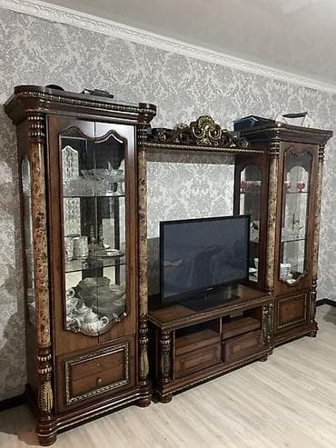 Үй жана бакча: Дубал шкаф, Дубал шкаф түрү: Модулдуу, Үй, конок бөлмөсү үчүн, Өзгөчөлүктөрү: Телевизор коюучу бөлүк менен — 1
