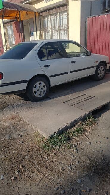 14 ваз: Nissan Primera: 1990 г., 1.6 л, Механика, Газ, Седан — 4