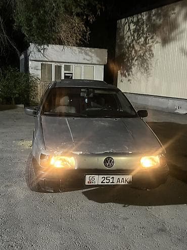 mazda protage: Volkswagen Passat: 1988 г., 1.8 л, Механика, Бензин, Седан — 3
