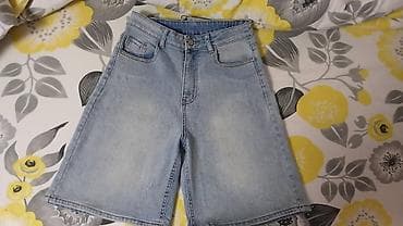 Джинсовые шорты светло‑голубого цвета - Крой: свободный, длина до