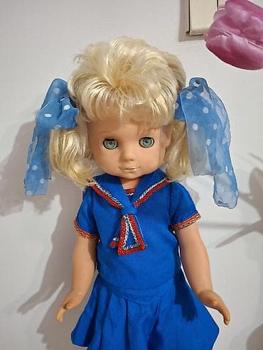 кукла большая: Кукла винтажного типа, рост примерно 55–60 см. Особенности: - Светлые — 3