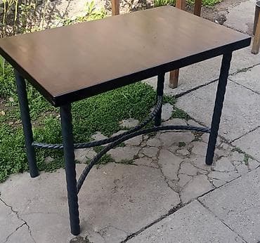 stol: Стол с массивной деревянной столешницей и кованым металлическим — 3