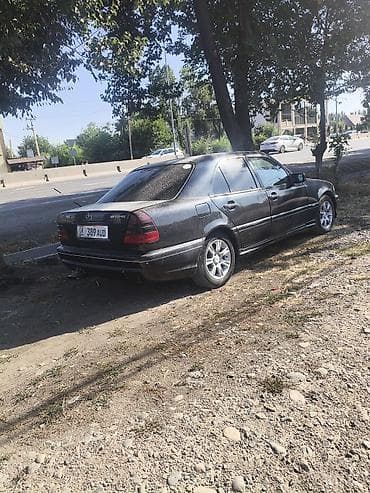 мерис 124: Mercedes-Benz C-Class: 1995 г., 2.8 л, Механика, Бензин, Седан — 3