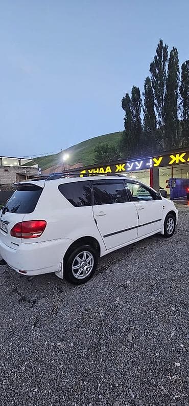 двигатель на авенсис: Toyota Avensis Verso: 2001 г., 2 л, Автомат, Бензин, Минивэн — 3