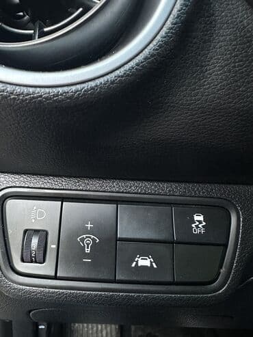 li 9 max: Kia K3: 2019 г., 1.6 л, Вариатор, Бензин, Седан — 9