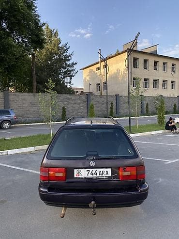 лиса на колесах: Volkswagen Passat Variant: 1996 г., 2 л, Механика, Бензин, Универсал — 4