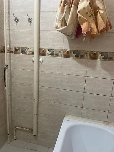 Квартиры: 4 комнаты, 92 м², 106 серия, 8 этаж, Косметический ремонт — 8