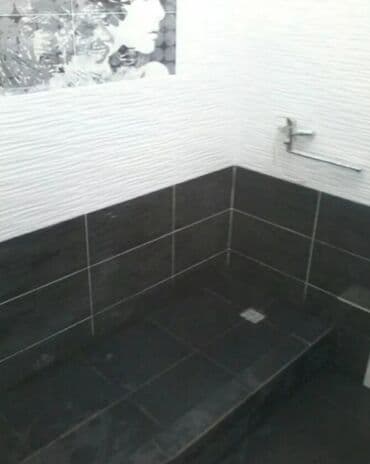 плиточные работы: Подготовка стен для укладки, Подготовка стен для грунтовки, Резка плитки | Керамическая плитка, Керамогранитая плитка, Стеклянная плитка | Вертикальная укладка, Диагональная укладка, Горизонтальная укладка Больше 6 лет опыта — 5