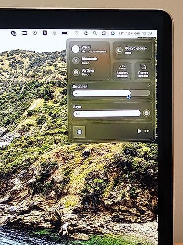 macbook m1 max: MacBook Pro Retina 15" (Mid 2015) | Core i7 | 16GB RAM | SSD 512GB — 7