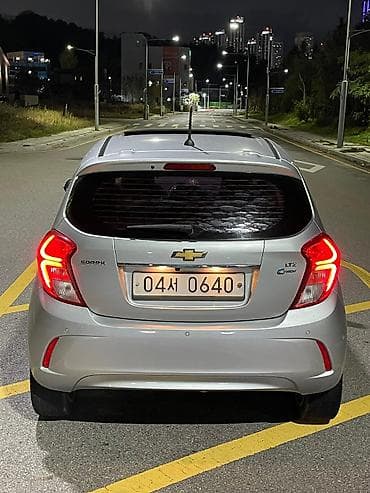 спарка машина: Chevrolet Spark: 2016 г., 1 л, Автомат, Бензин, Хэтчбэк — 10