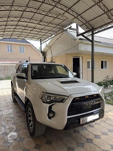 space runner: Toyota 4Runner: 2022 г., 4 л, Автомат, Бензин, Внедорожник — 2