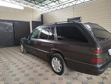накитки на авто: Mercedes-Benz W124: 1995 г., Автомат, Бензин, Универсал — 2