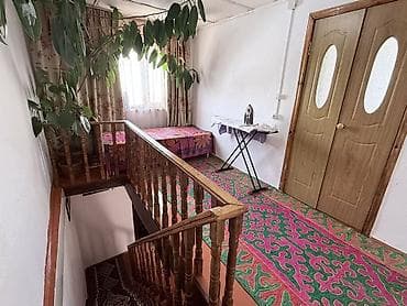 гараж сокулук: Двухэтажный дом с двором и хозяйственными постройками, 13 соток село — 10