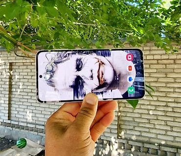 a 10 s: Samsung Galaxy A55 5G, Б/у, 128 ГБ, цвет - Бежевый, 2 SIM — 1
