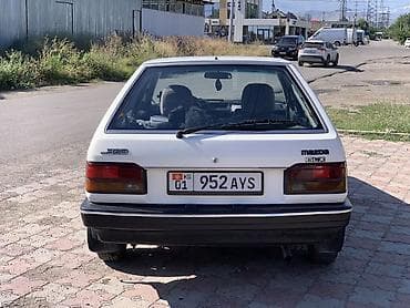 Продажа авто: Mazda 323: 1987 г., 1.5 л, Механика, Бензин, Хэтчбэк — 2