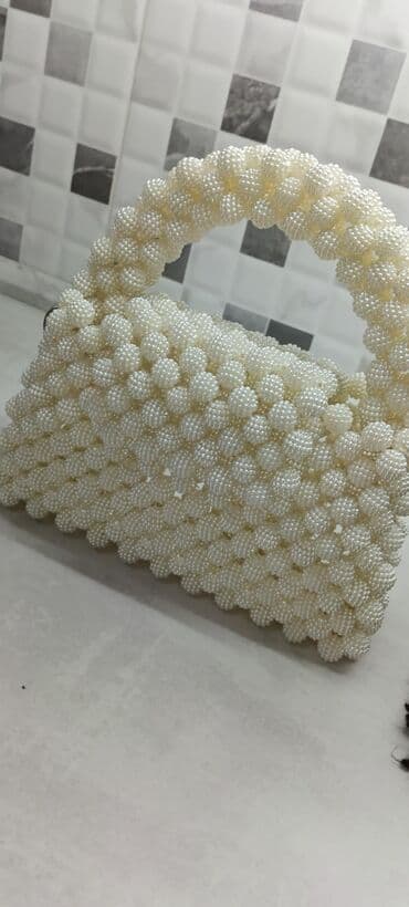 Киреге берилүүчү кийимдер: Продам сумки ручной работы
Из шамбалы — 1