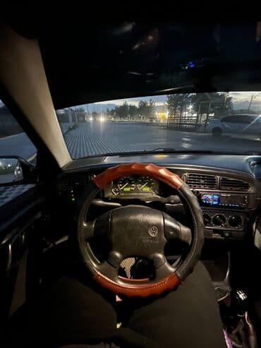 sprinter дельфин: Volkswagen Vento: 1993 г., 1.8 л, Механика, Бензиновая, Седан — 7