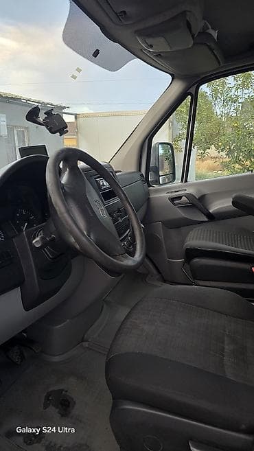 серый спринтер: Mercedes-Benz Sprinter 516 sdi Характеристики: - Первая регистрация — 6