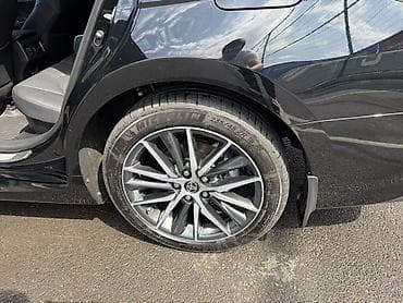 byd e2 2021: Toyota Camry: 2023 г., 2.5 л, Автомат, Бензин, Седан — 10