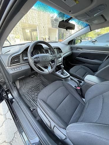 echo platz: Hyundai Elantra: 2019 г., 2 л, Автомат, Бензин, Седан — 3