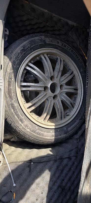 ищу машину в рассрочку: Mazda Demio: 2003 г., Бензин — 9