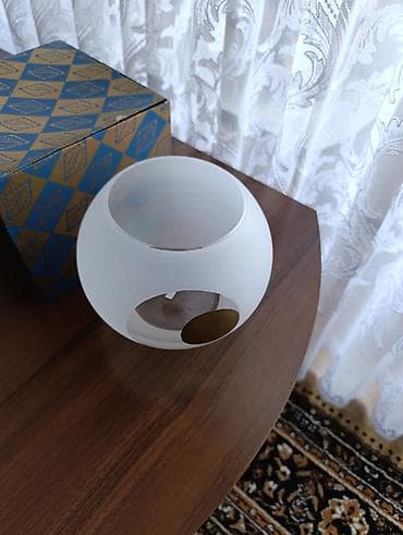 Ваза пр-во Чехия.Богема. Есть 2шт at lalafo.kg Ваза пр-во Чехия.Богема. Есть 2шт